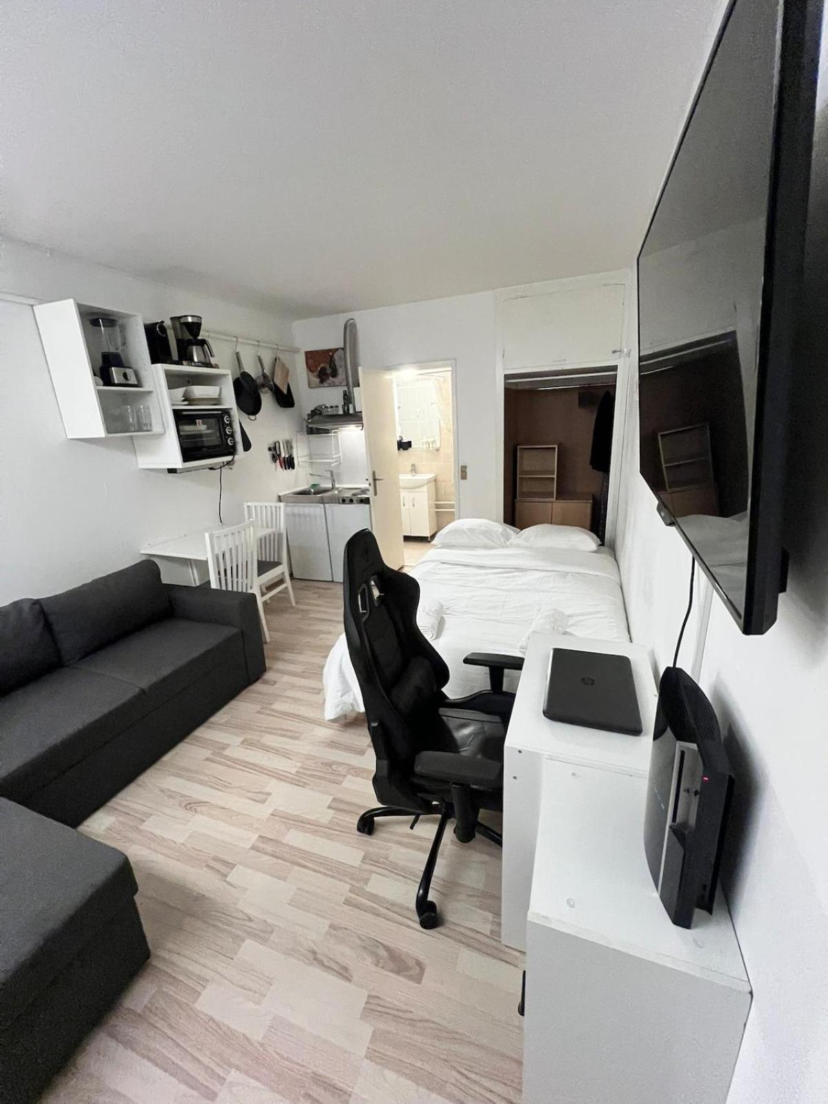 Comfort Cozy Near Airport Appartamento *